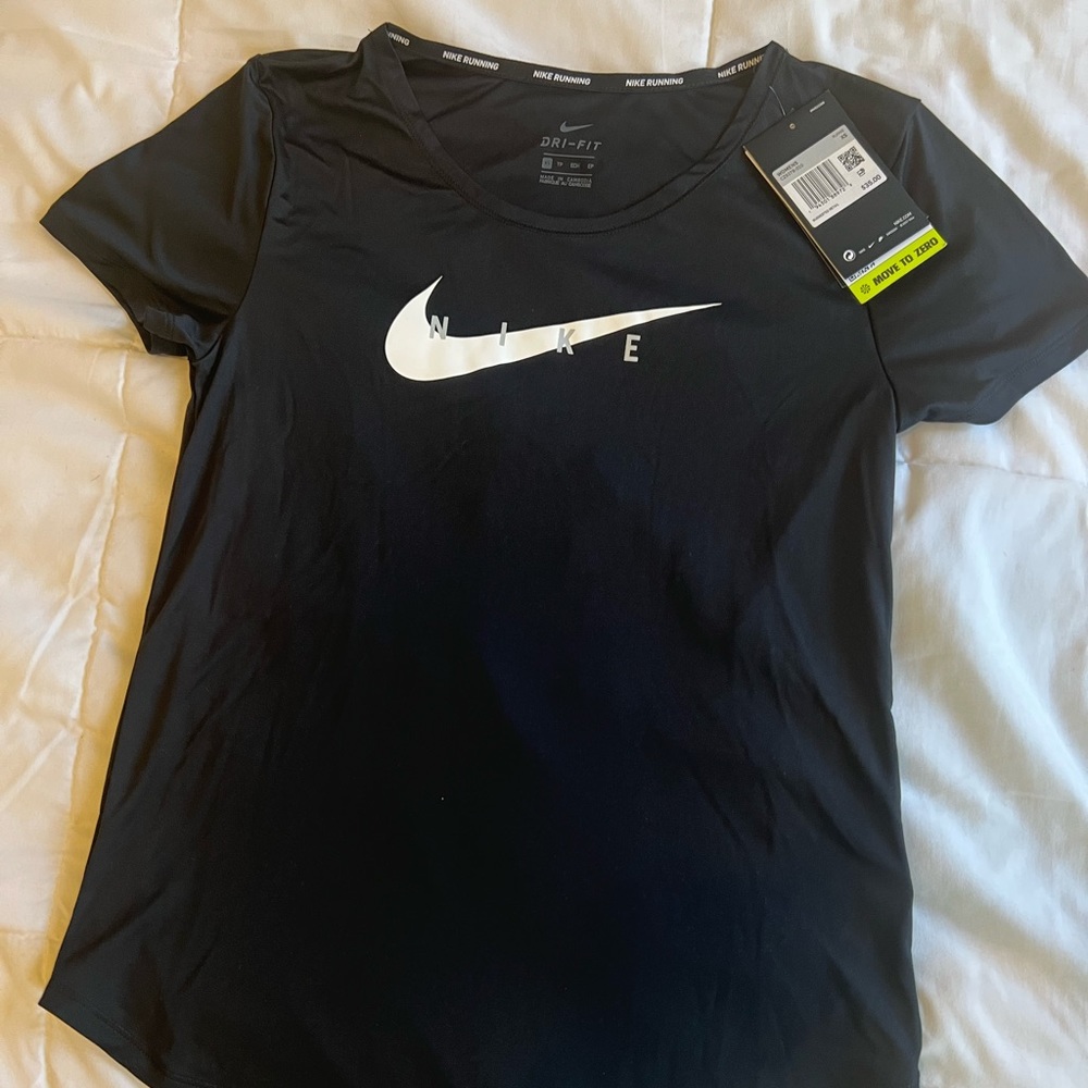 Nike Dri Fit running t-shirt. Brand new, never worn! Size XS